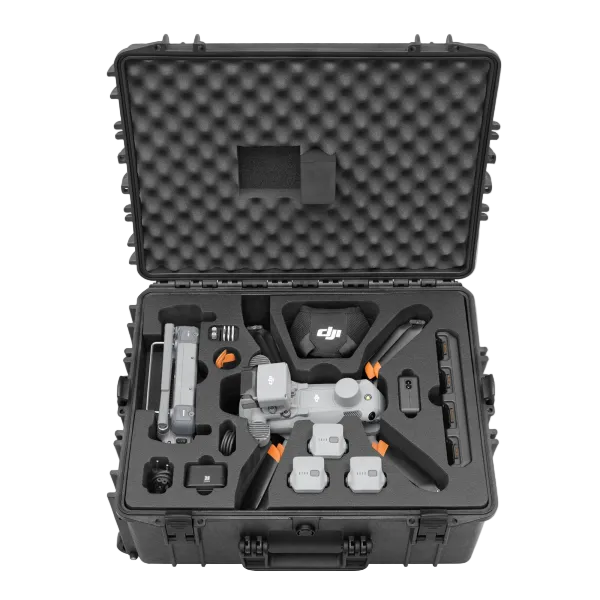 Offener Ready-To-Fly Koffer mit DJI Matrice 4T und Zubehörfächern