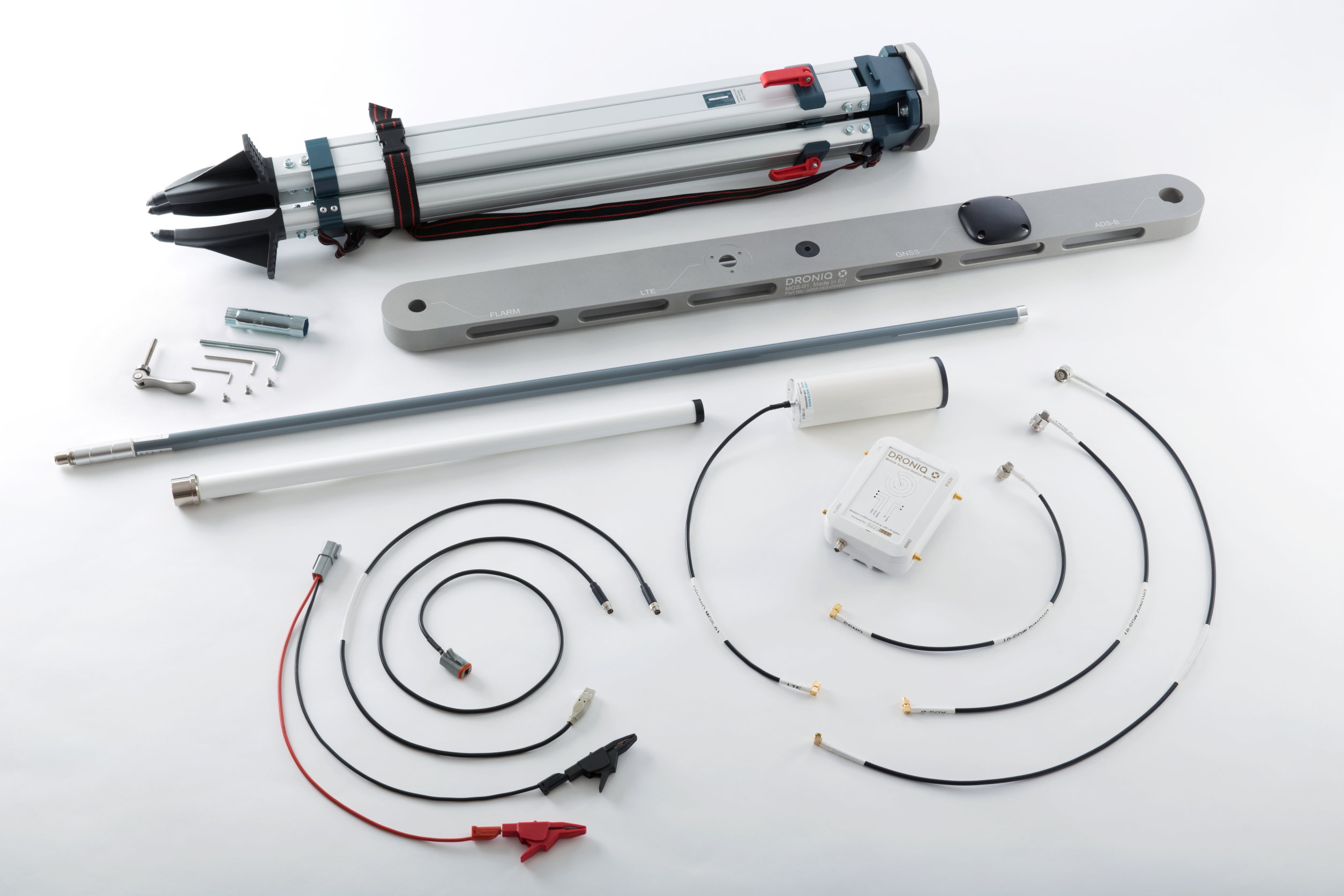 Die Mobile Ground Station (kurz MGS) ist eine mobile Verkehrsempfangsstation und dient in Kombination mit dem HOD4track Deutschland der Unterstützung von UAS-Fernpiloten beim Flug außerhalb der Sichtweite (BVLOS).