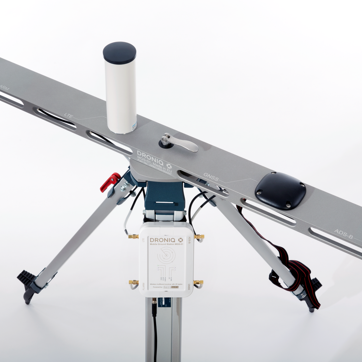 Die Mobile Ground Station (kurz MGS) ist eine mobile Verkehrsempfangsstation und dient in Kombination mit dem HOD4track Deutschland der Unterstützung von UAS-Fernpiloten beim Flug außerhalb der Sichtweite (BVLOS).