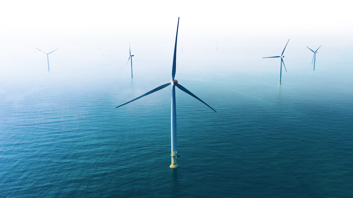 Offshore-Windrad im Meer
