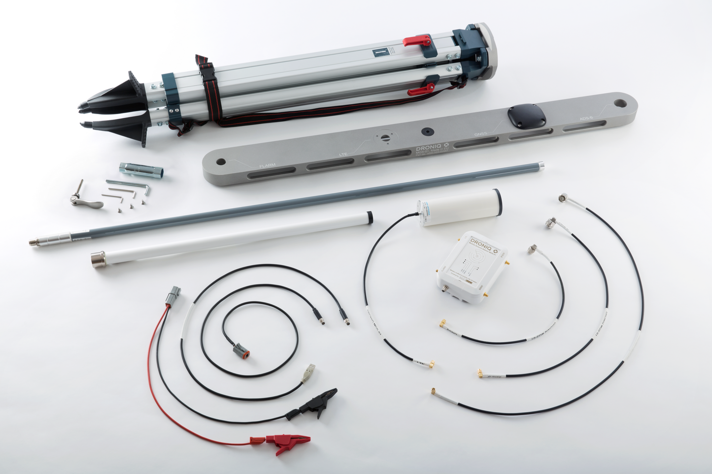 Die Mobile Ground Station (kurz MGS) ist eine mobile Verkehrsempfangsstation und dient in Kombination mit dem HOD4track Deutschland der Unterstützung von UAS-Fernpiloten beim Flug außerhalb der Sichtweite (BVLOS).