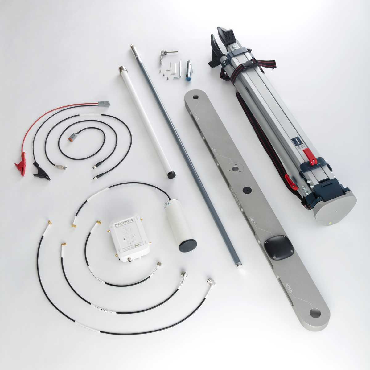 Die Mobile Ground Station (kurz MGS) ist eine mobile Verkehrsempfangsstation und dient in Kombination mit dem HOD4track Deutschland der Unterstützung von UAS-Fernpiloten beim Flug außerhalb der Sichtweite (BVLOS).