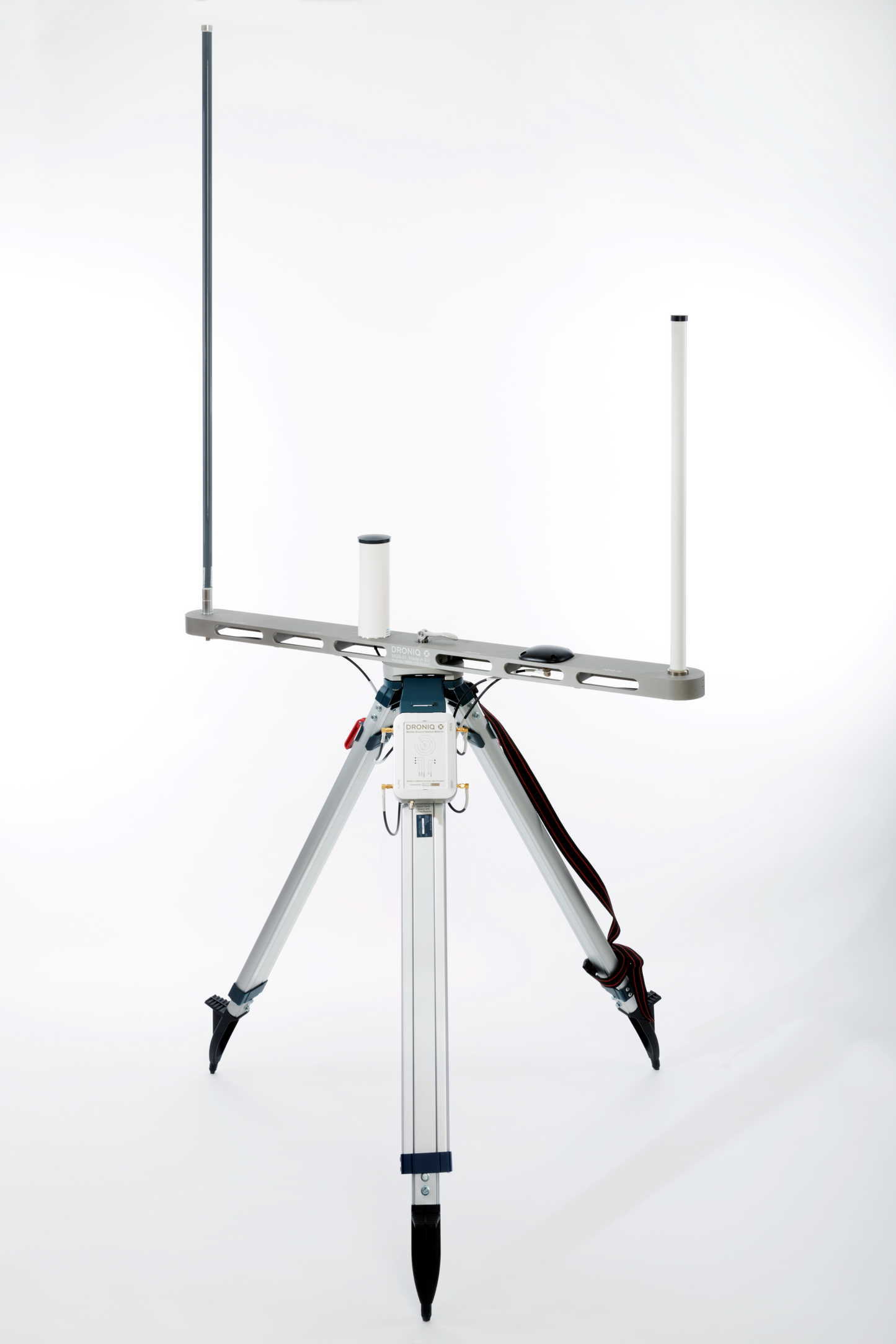 Die Mobile Ground Station (kurz MGS) ist eine mobile Verkehrsempfangsstation und dient in Kombination mit dem HOD4track Deutschland der Unterstützung von UAS-Fernpiloten beim Flug außerhalb der Sichtweite (BVLOS).